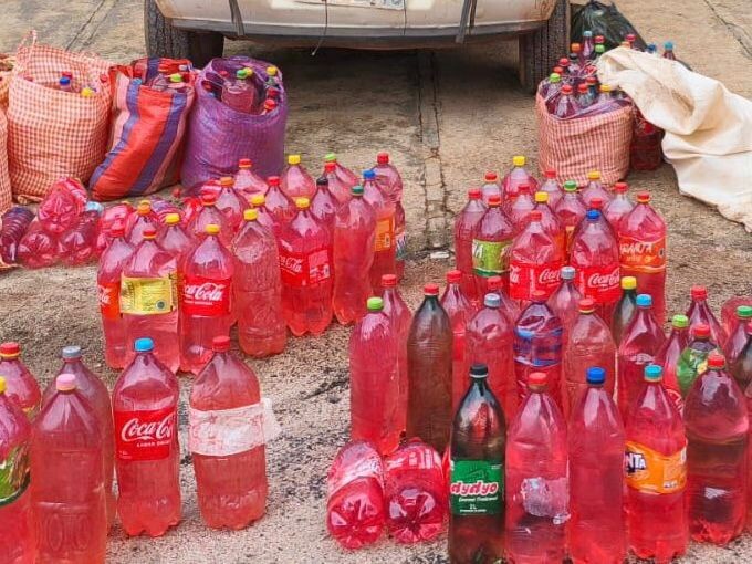 PF apreende 380 litros de gasolina de origem estrangeira em Guajará-Mirim/RO