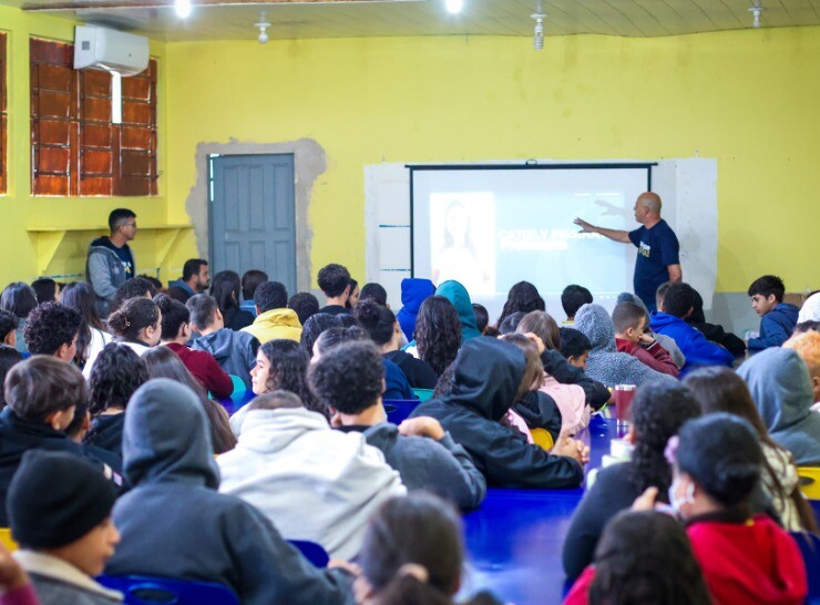 Ismael Crispin apresenta indicações para realização de ampla reestruturação em escolas de São Miguel do Guaporé