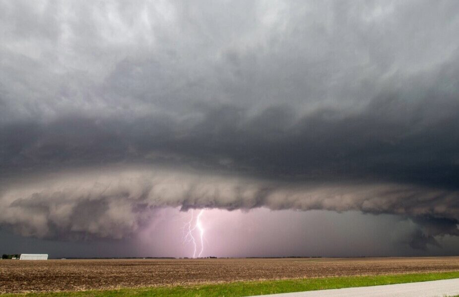 Frente fria da mudança começa a atuar no Brasil nesta quinta, 12; saiba o que esperar
