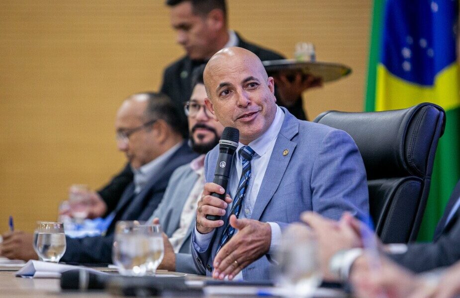 Ismael Crispin propõe política estadual de saúde mental no ambiente escolar em Rondônia