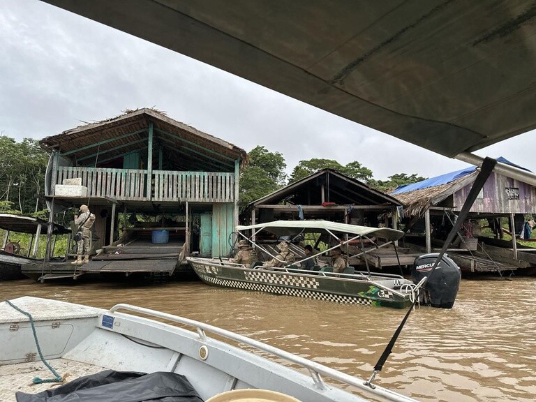 Polícia Federal e IBAMA deflagram Operação contra garimpo ilegal no Rio Madeira/RO