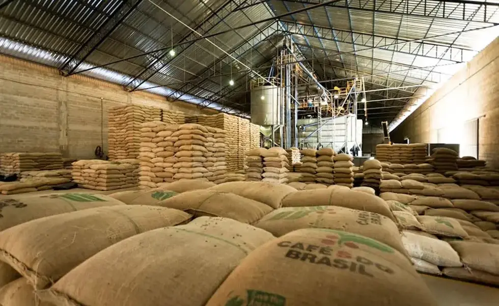 Ampliação de armazenamento de grãos e certificação do café de Rondônia são temas de reunião, em Porto Velho