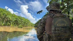 Policia Federal e IBAMA deflagram operação Iterum III contra o garimpo ilegal no Rio Madeira/RO