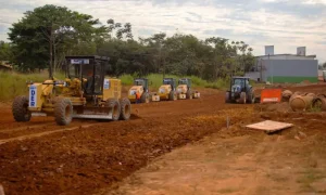 Obras de pavimentação na Linha 625 transformam rotina de moradores em Jaru