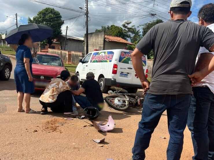 Acidente entre picape estrada e motocicleta deixa condutora ferida em Alta Floresta