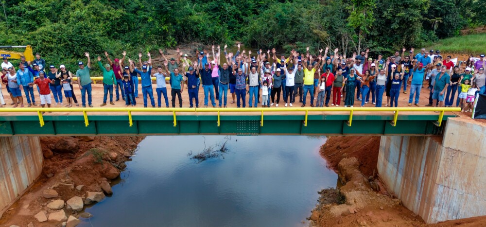 Ismael Crispin participa de entrega de ponte na Linha 90 e comemora avanço para a zona rural de São Miguel do Guaporé